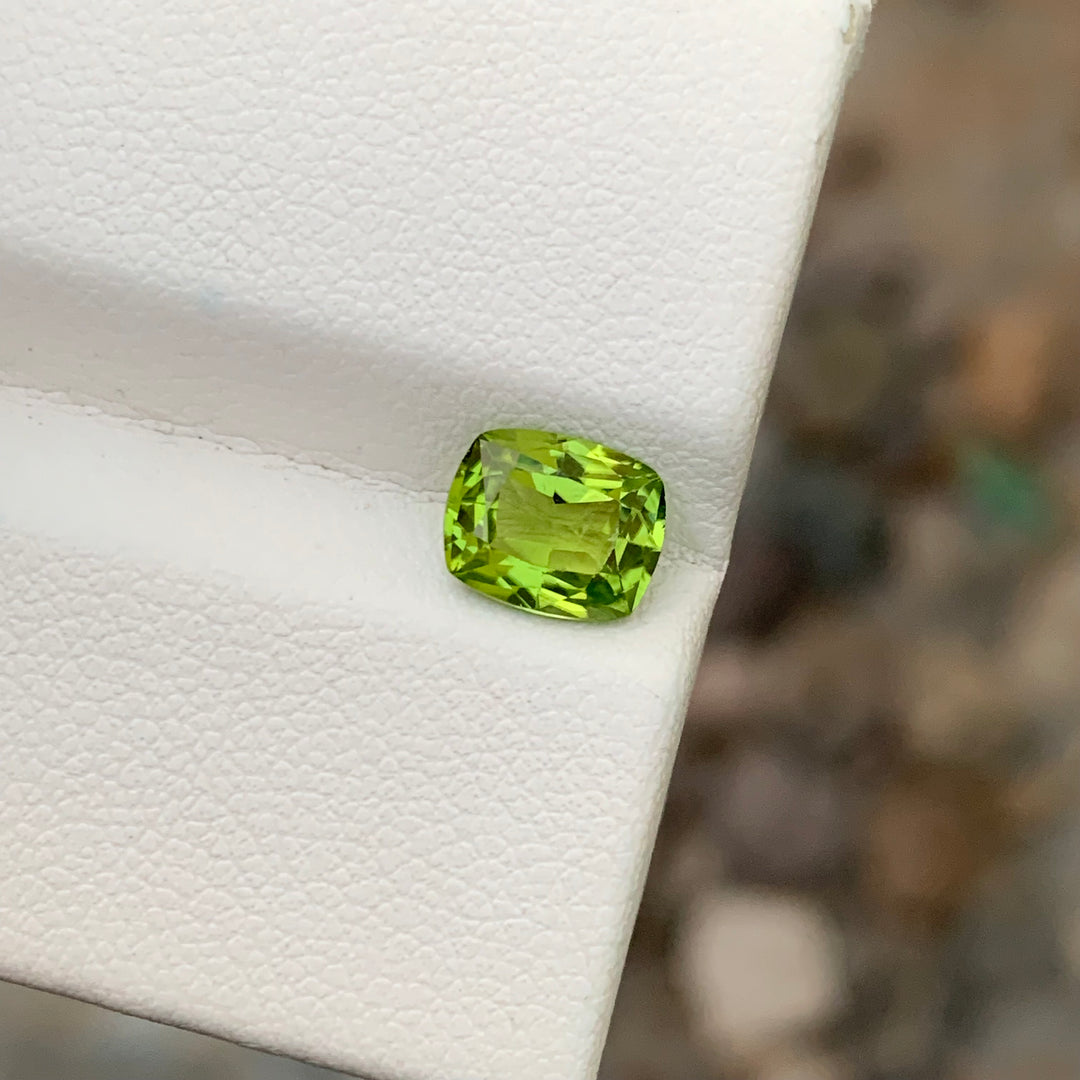 1.70 Carats Glamorous Natural Loose Apple Green Peridot