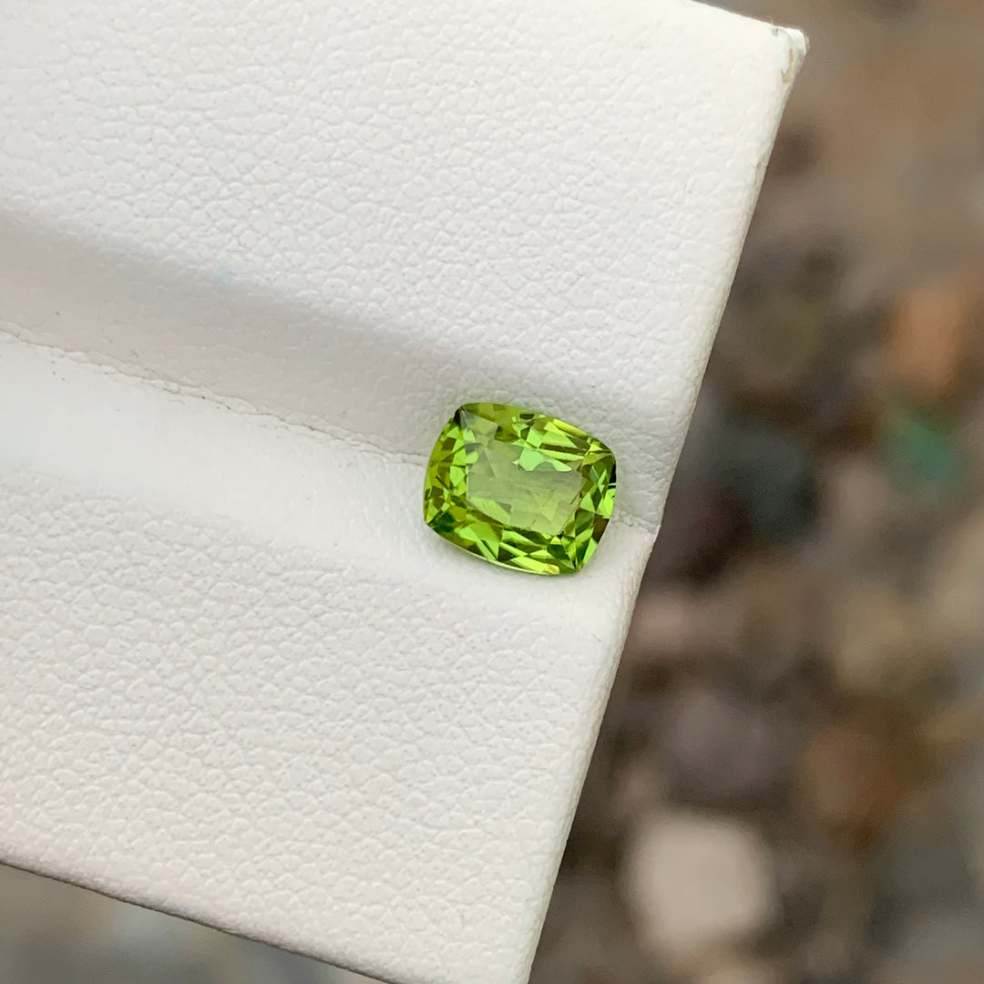 1.70 Carats Glamorous Natural Loose Apple Green Peridot