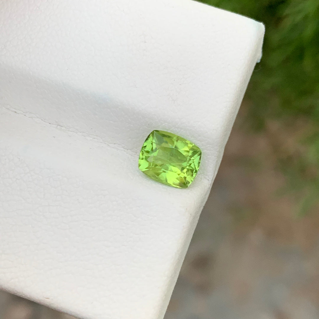 1.55 Carats Spectacular Natural Loose Cushion Cut Apple Green Peridot