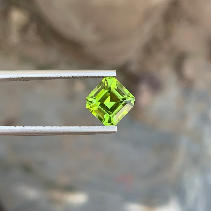 2.95 Carats Stunning Natural Loose Ascher Cut Apple Green Peridot