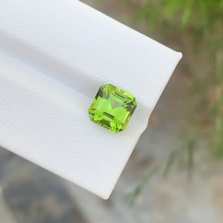 2.95 Carats Stunning Natural Loose Ascher Cut Apple Green Peridot