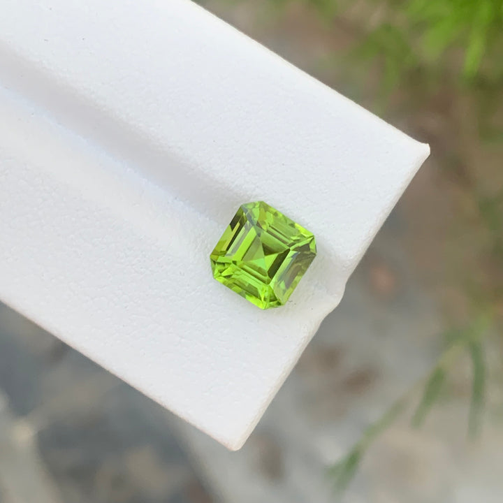 2.95 Carats Stunning Natural Loose Ascher Cut Apple Green Peridot