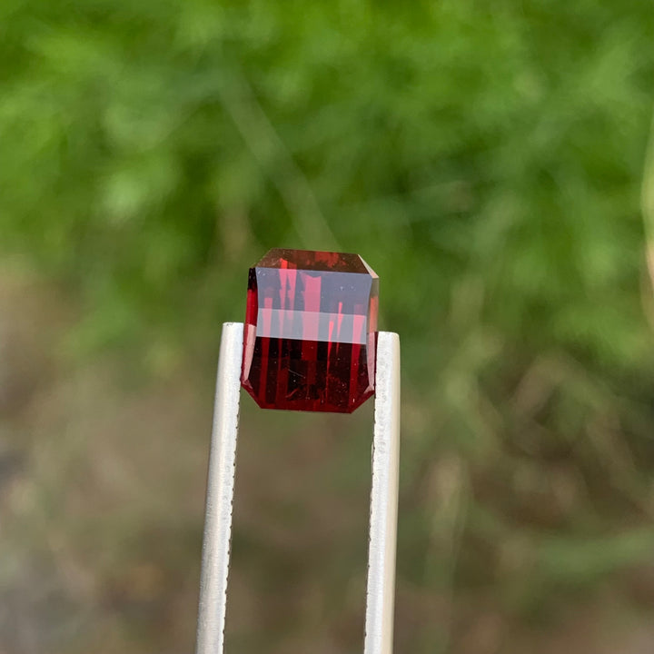 4.70 Carats Pretty Natural Faceted Pixel Cut Rhodolite Garnet