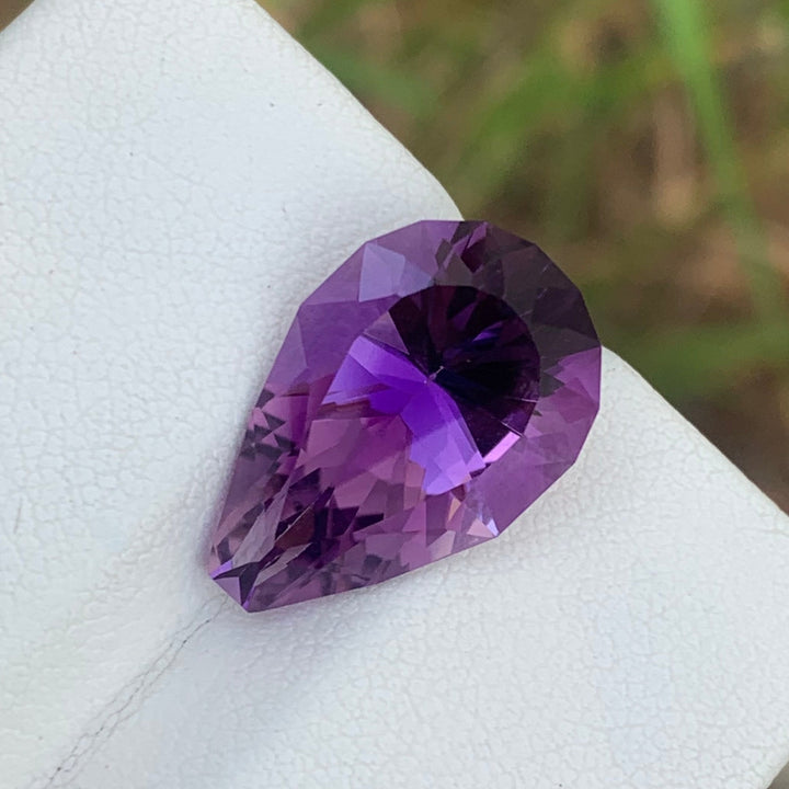 7.90 Carats Gorgeous Loose Pear Shape Amethyst