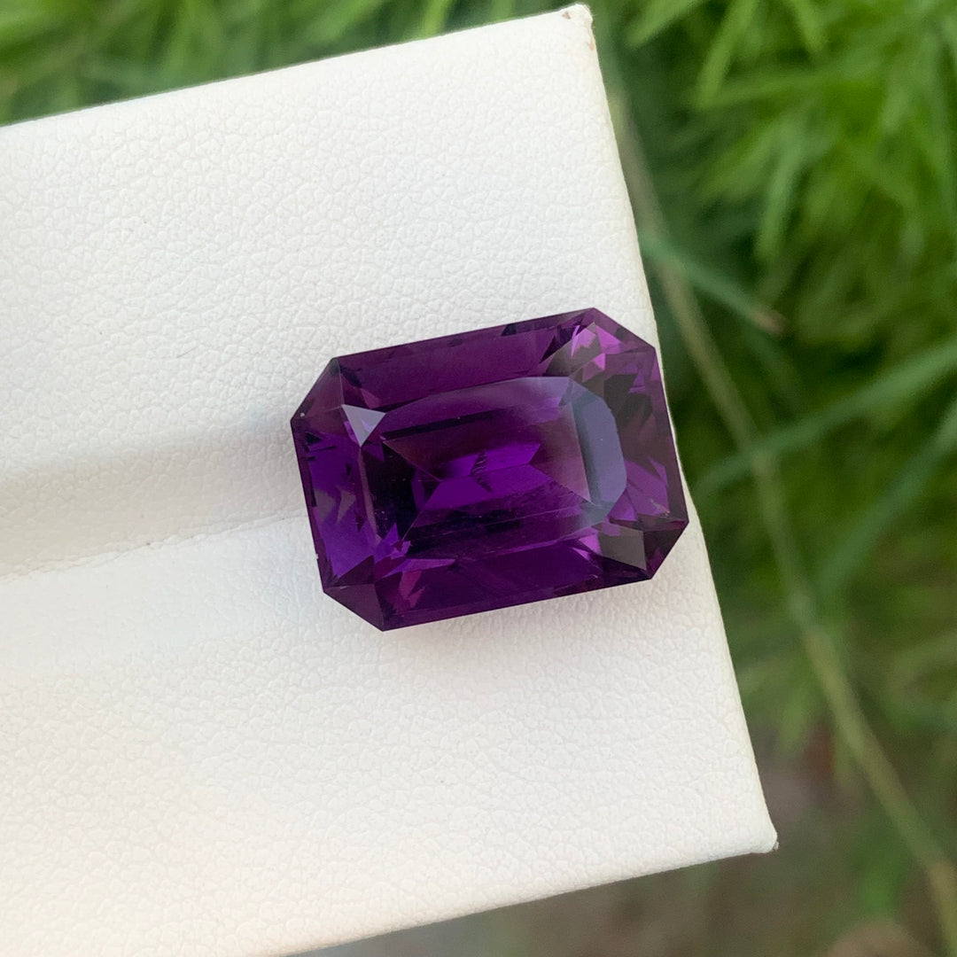 15.55 Carats Lovely Loose Emerald Shape Purple Amethyst
