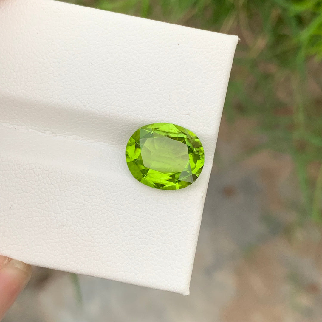 5.35 Carats Gorgeous Natural Loose Apple Green Peridot