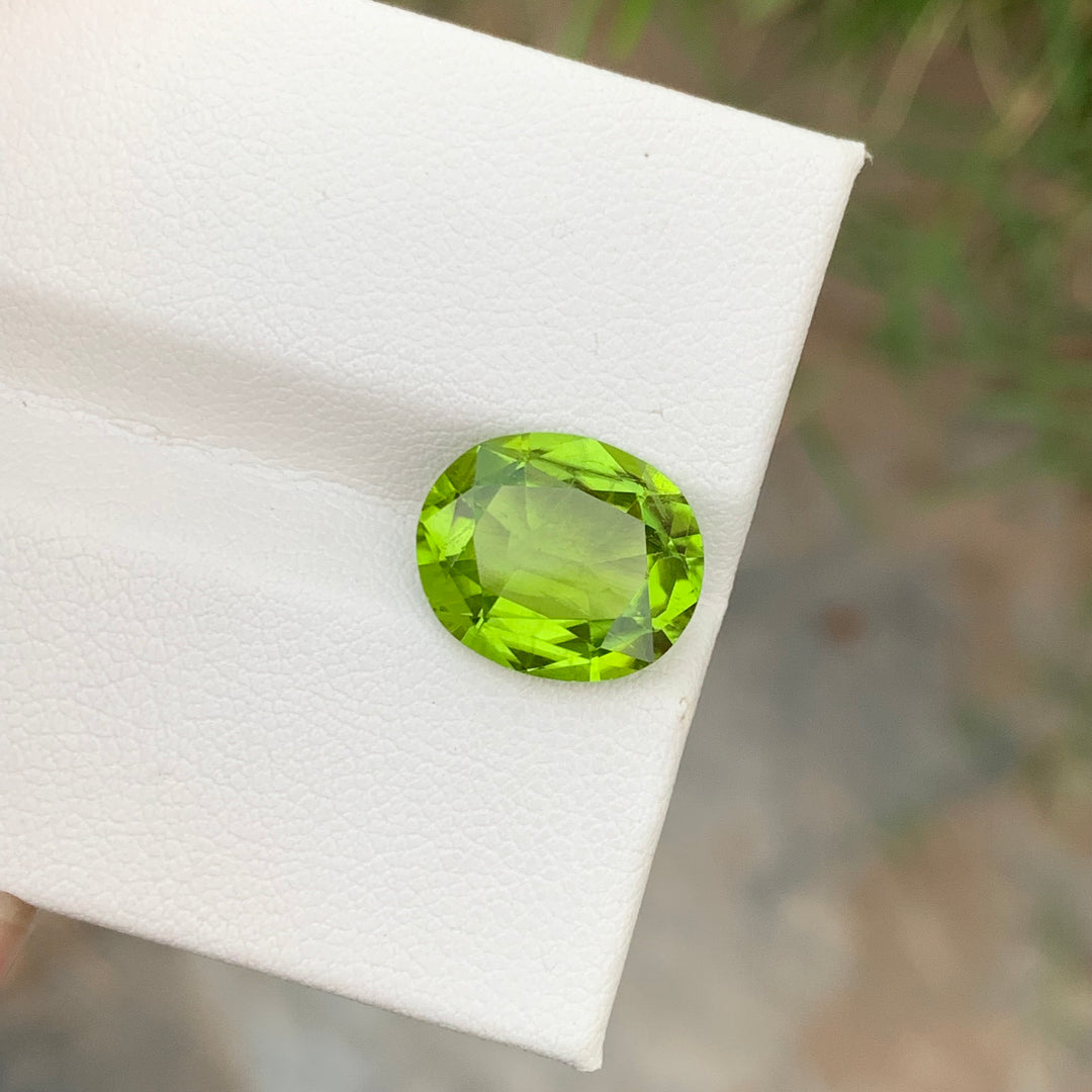 5.35 Carats Gorgeous Natural Loose Apple Green Peridot