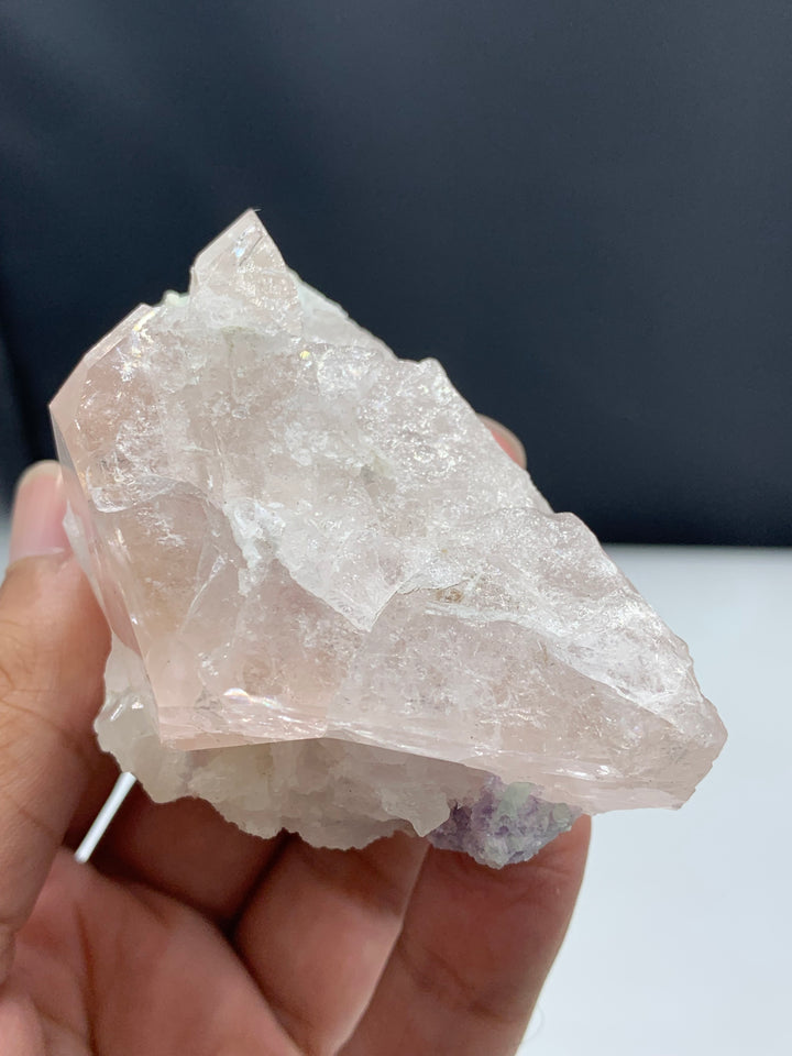160.04 Grams Pretty Morganite Specimen With Quartz And Fluorite