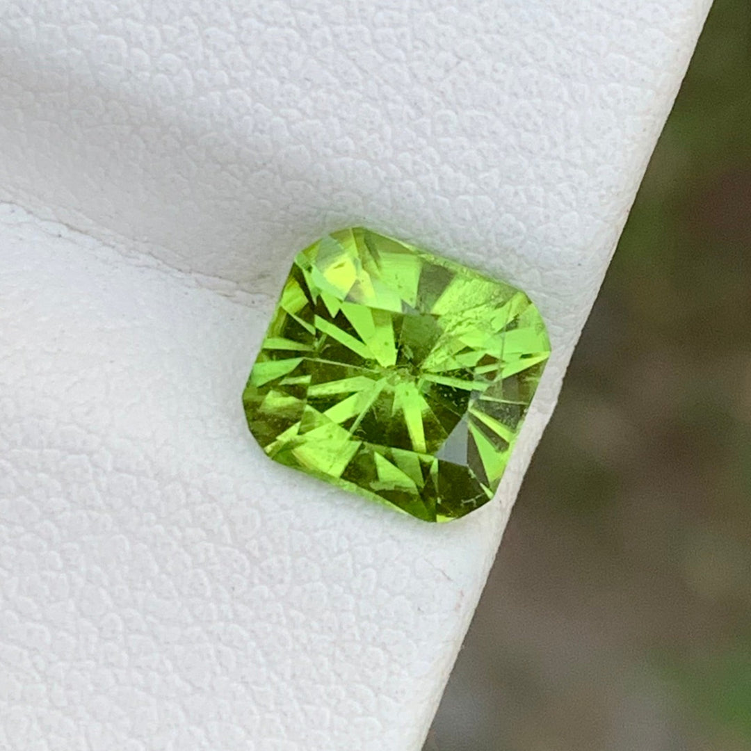 2.30 Carats Tremendous Natural Loose Fancy Cut Cushion Shape Apple Green Peridot