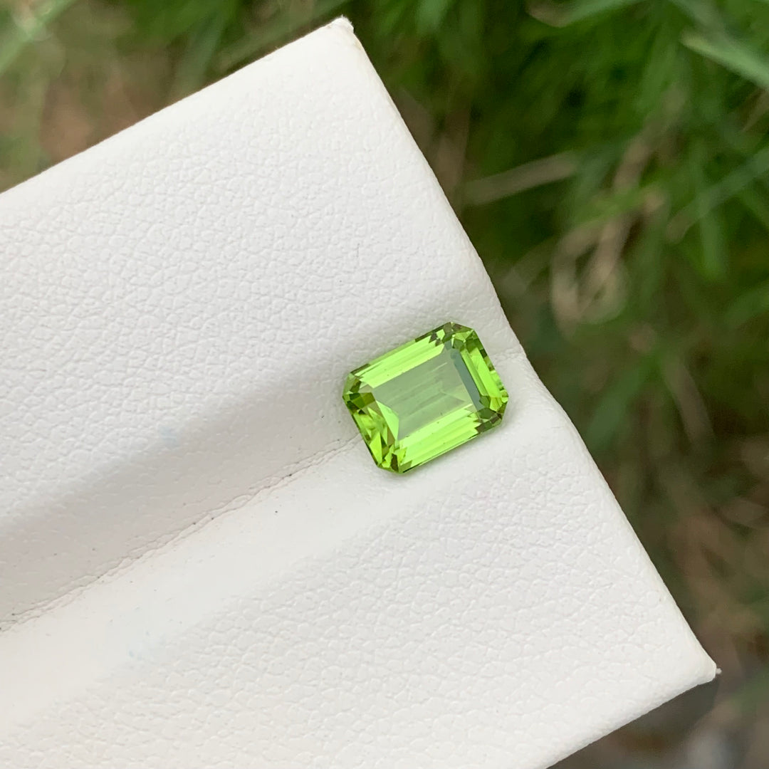 2.05 Carats Lustrous Loose Peridot