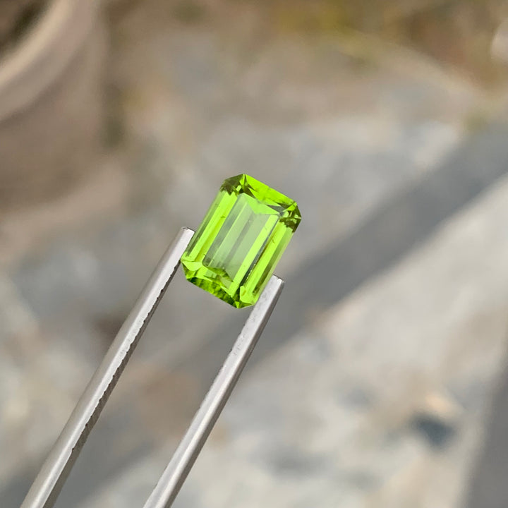 3.40 Carats Adorable Natural Loose Emerald Shape Apple Green Peridot