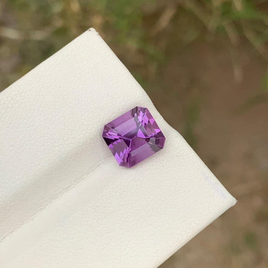 3.60 Carats Incredible Faceted Emerald Shape Amethyst