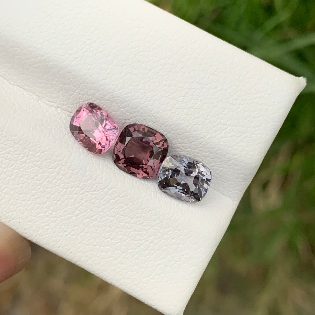 3.95 Carats Magnificent Natural Faceted Spinel Lot