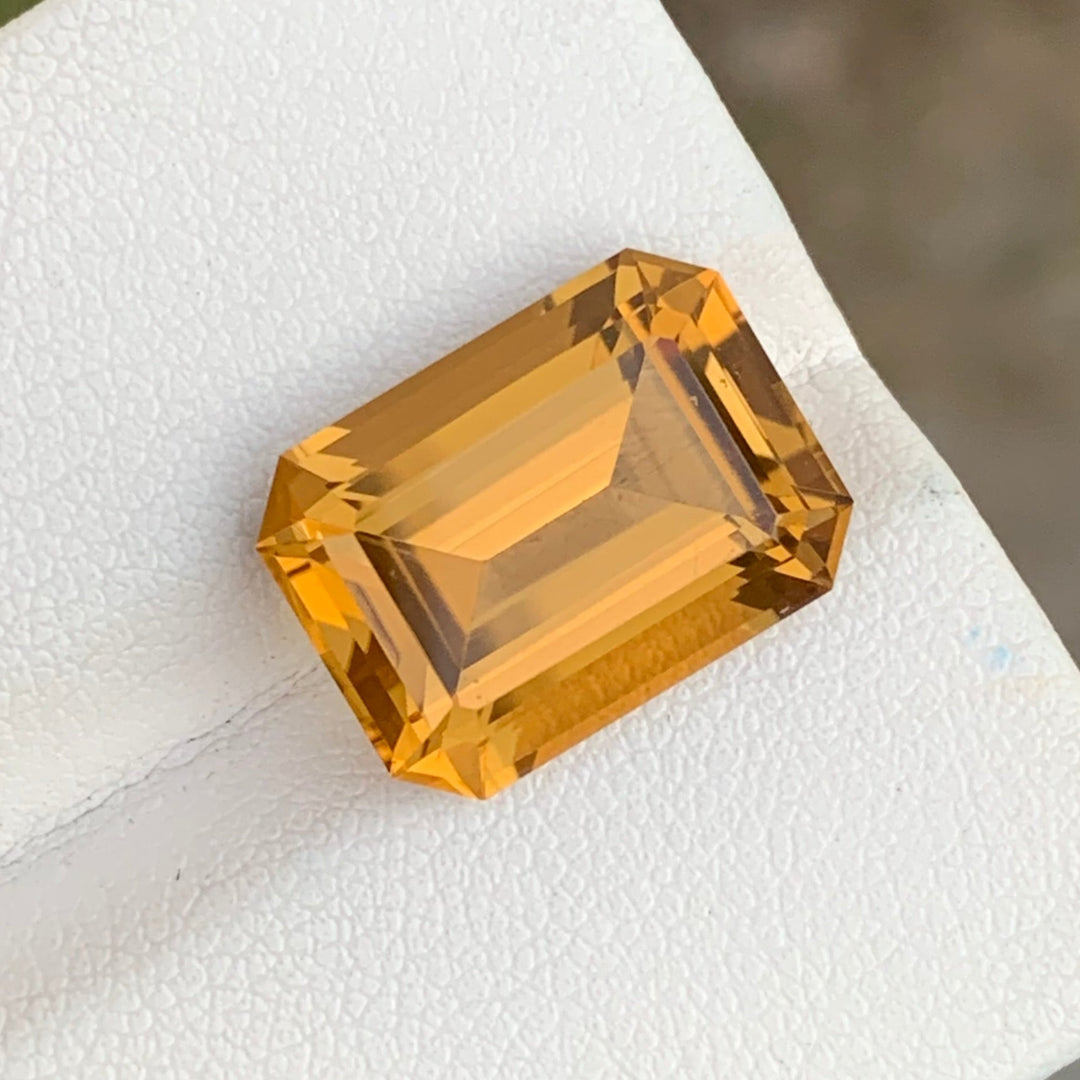 9.55 Carats Lovely Natural Loose Emerald Shape Citrine
