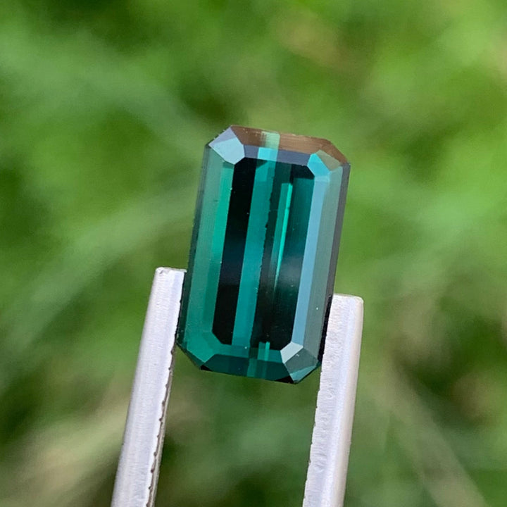 2.90 Carats Gorgeous Faceted Indicolite Tourmaline