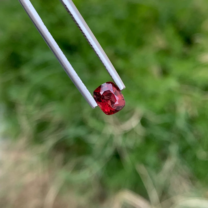 1.35 Carats Gorgeous Natural Loose Spinel