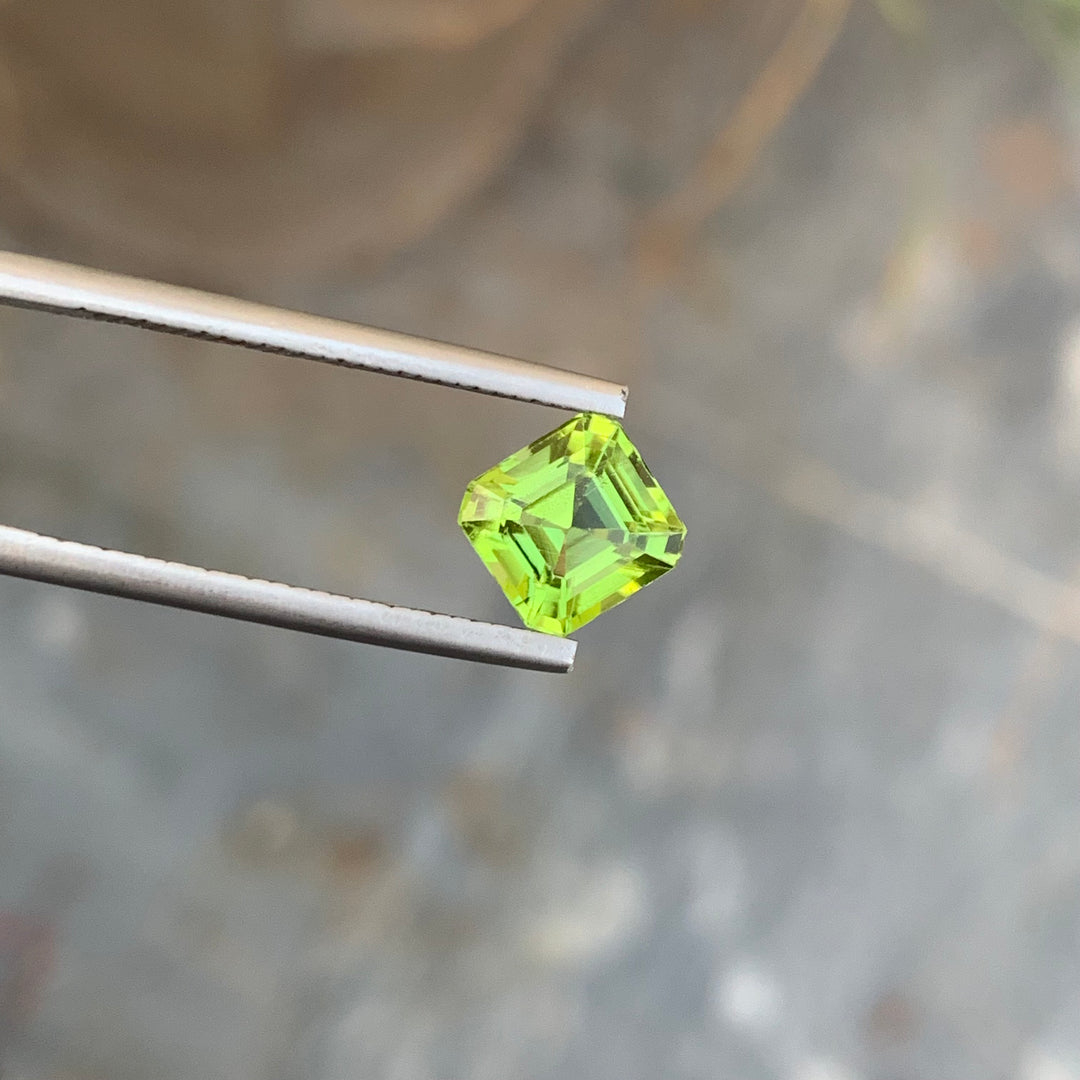 1.90 Carats Adorable Faceted Apple Green Peridot