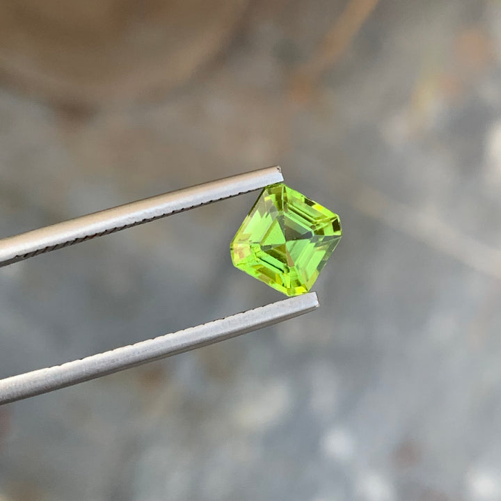 1.90 Carats Adorable Faceted Apple Green Peridot