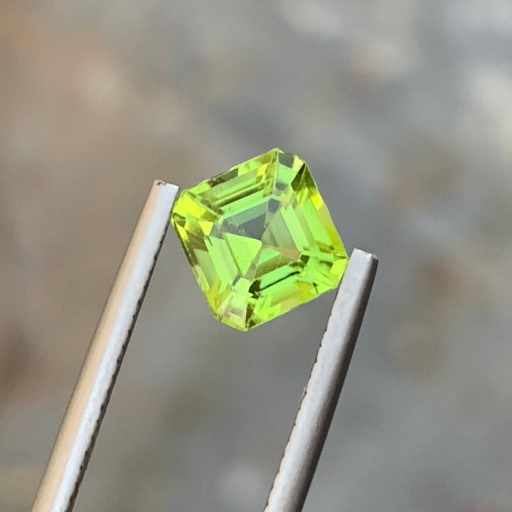 1.90 Carats Adorable Faceted Apple Green Peridot