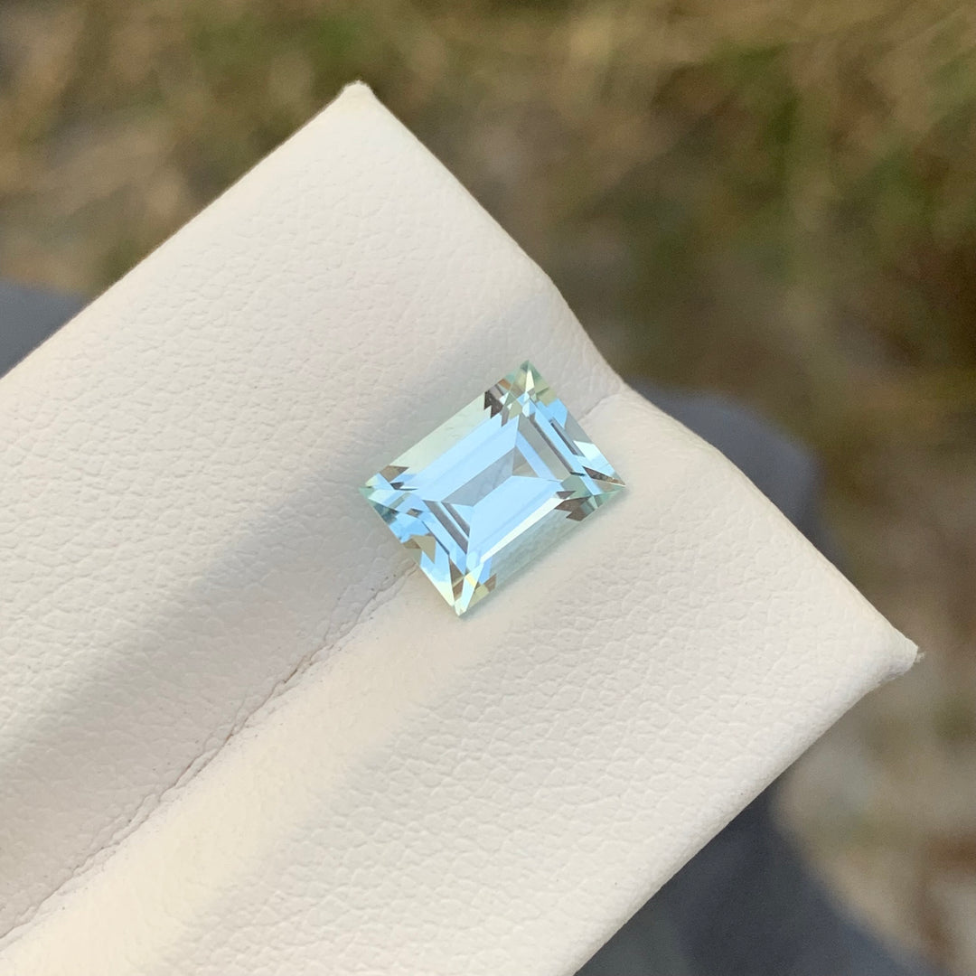 2.00 Carats Beautiful Loose Natural Aquamarine