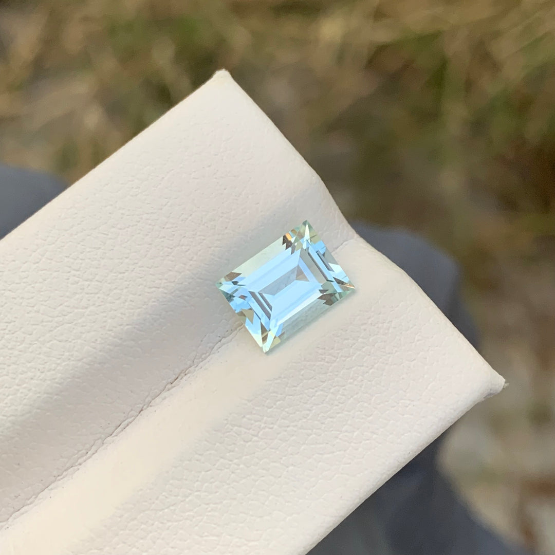 2.00 Carats Beautiful Loose Natural Aquamarine