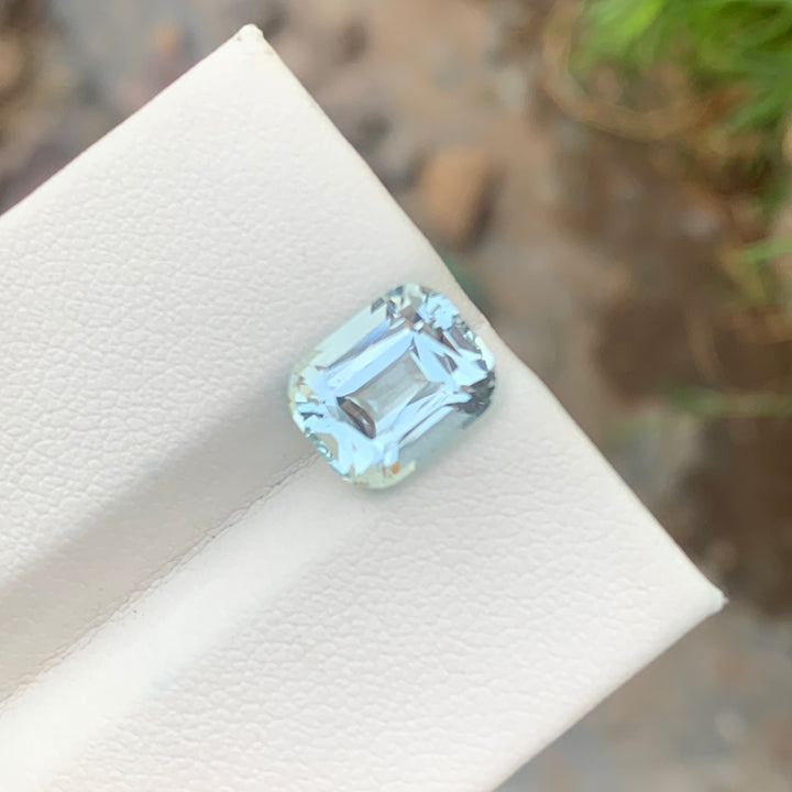 4.15 Carats Magnificent Natural Faceted Aquamarine