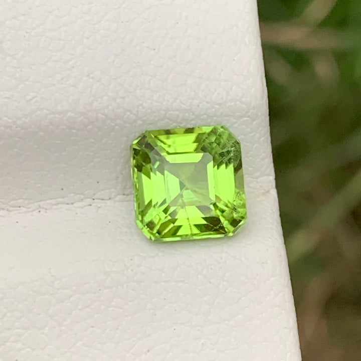 2.10 Carats Stunning Natural Loose Peridot