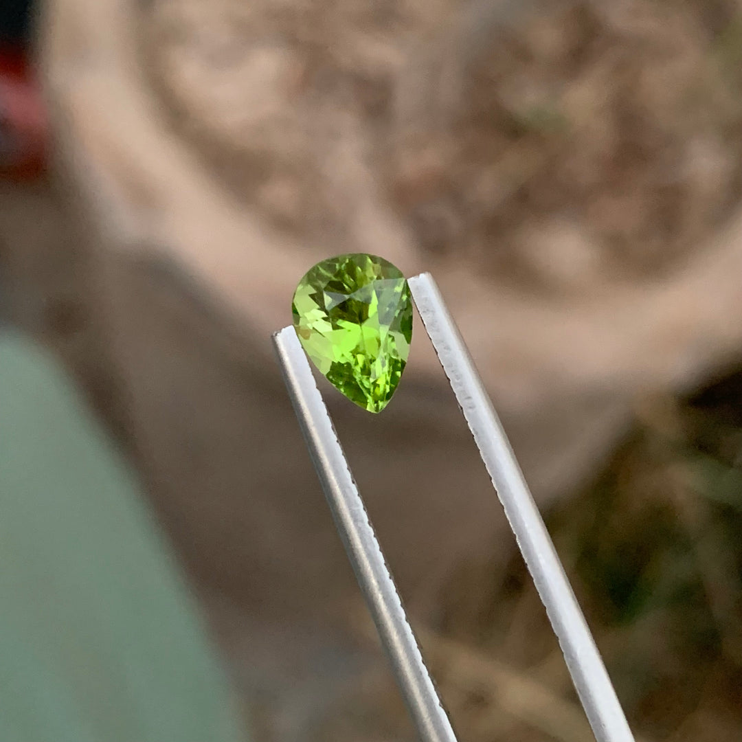 1.55 Carats Pretty Natural Loose Tear Shape Peridot