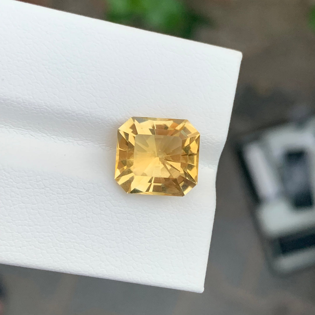 5.10 Carats Loose Citrine Square Shape