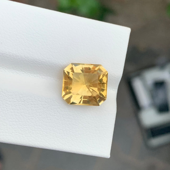 5.10 Carats Loose Citrine Square Shape