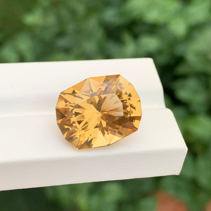 18.85 Carats Loose Citrine Fancy Cut