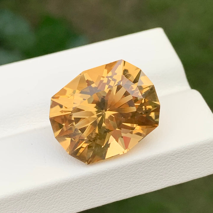 18.85 Carats Loose Citrine Fancy Cut