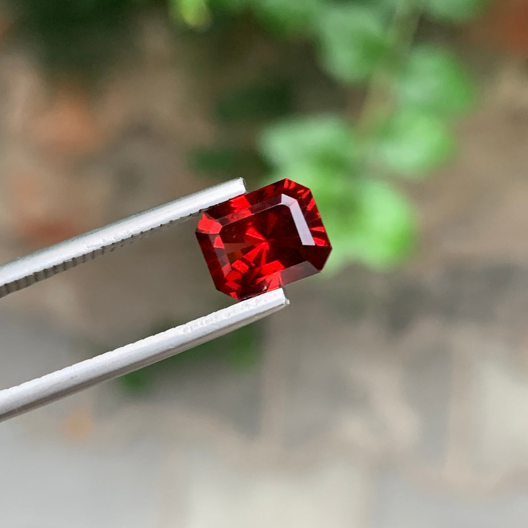 3.15 Carats Bright Loose Rhodolite Garnet