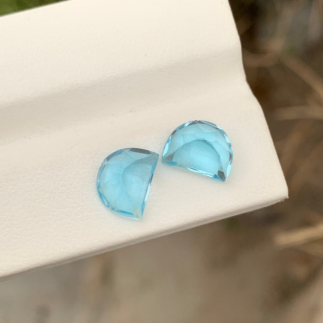 5.60 Carats Faceted Sky Blue Topaz Pair