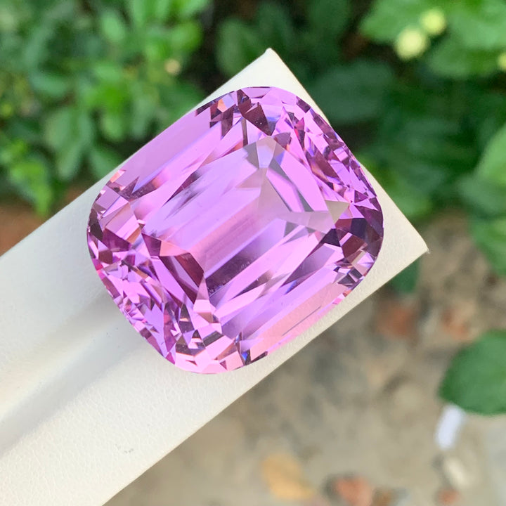 166.70 Carats Loose Gigantic Cushion Cut Kunzite