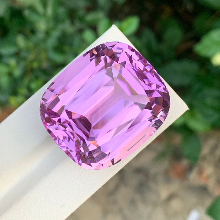 166.70 Carats Loose Gigantic Cushion Cut Kunzite