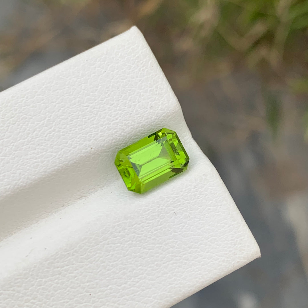 2.65 Carats Faceted Peridot | Apple Green Peridot | Emerald Cut Peridot | Faceted Peridot For Jewelry