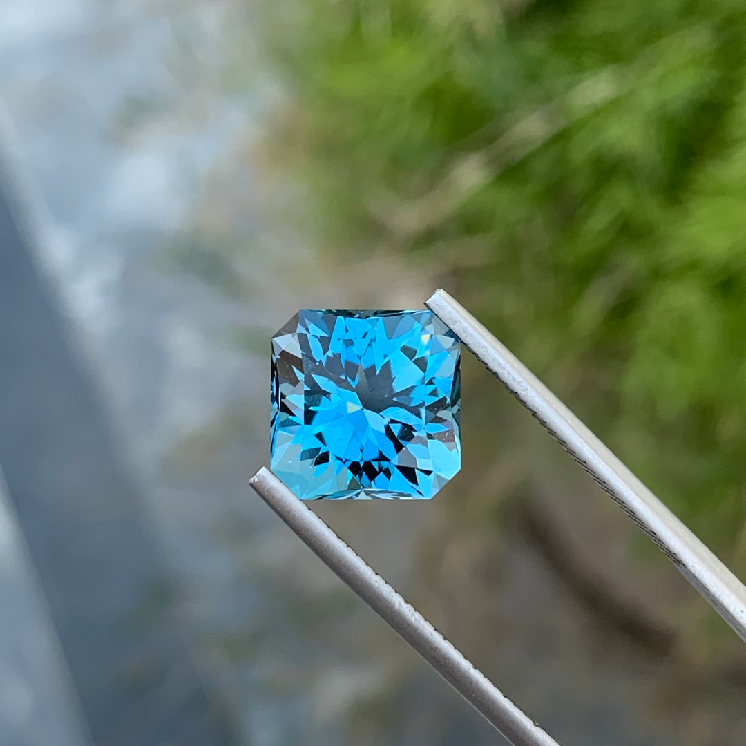 8.20 Carats Loose Fancy Cut London Blue Topaz