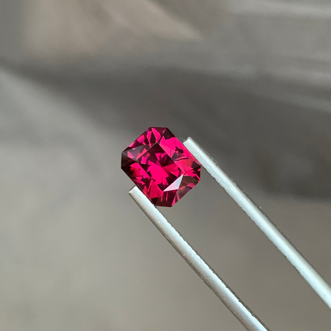 3.25 Carats Loose Pinkish Red Rhodolite Garnet