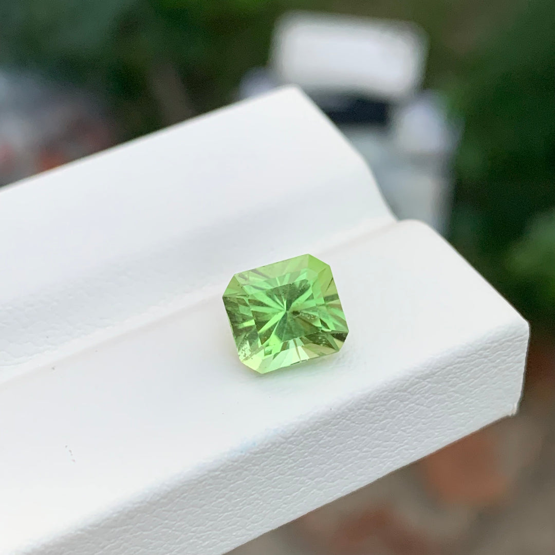 2.35 Carats Loose Peridot Emerald Shape