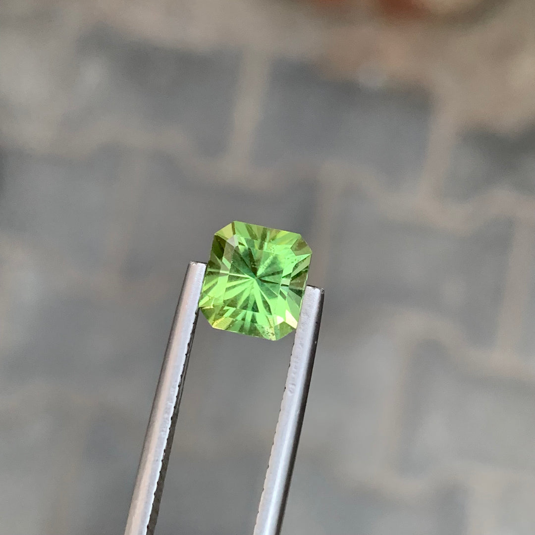 2.35 Carats Loose Peridot Emerald Shape