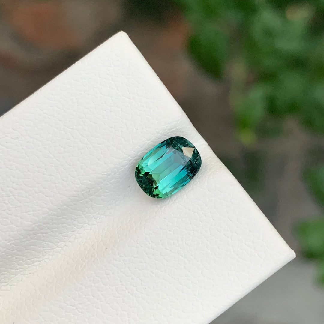 1.65 Carats Loose Tourmaline Oval Shape