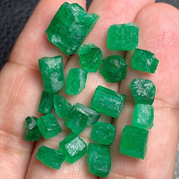 facet rough emeralds