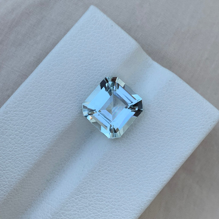 4.30 Carats Loose Octagon Shape Aquamarine