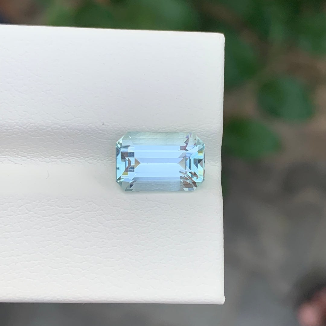 3.05 Carats Loose Aquamarine Emerald Shape