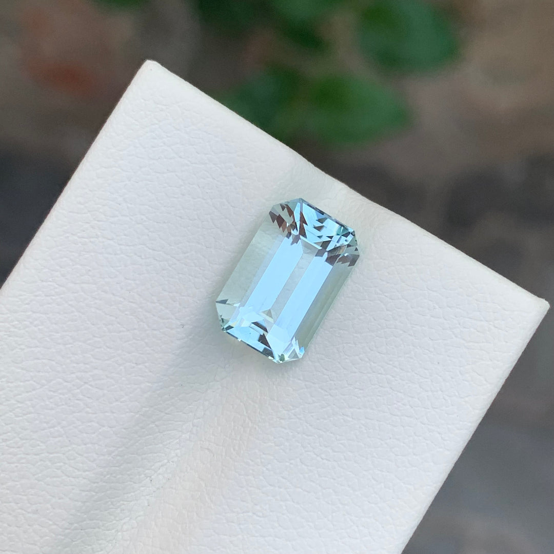 3.05 Carats Loose Aquamarine Emerald Shape