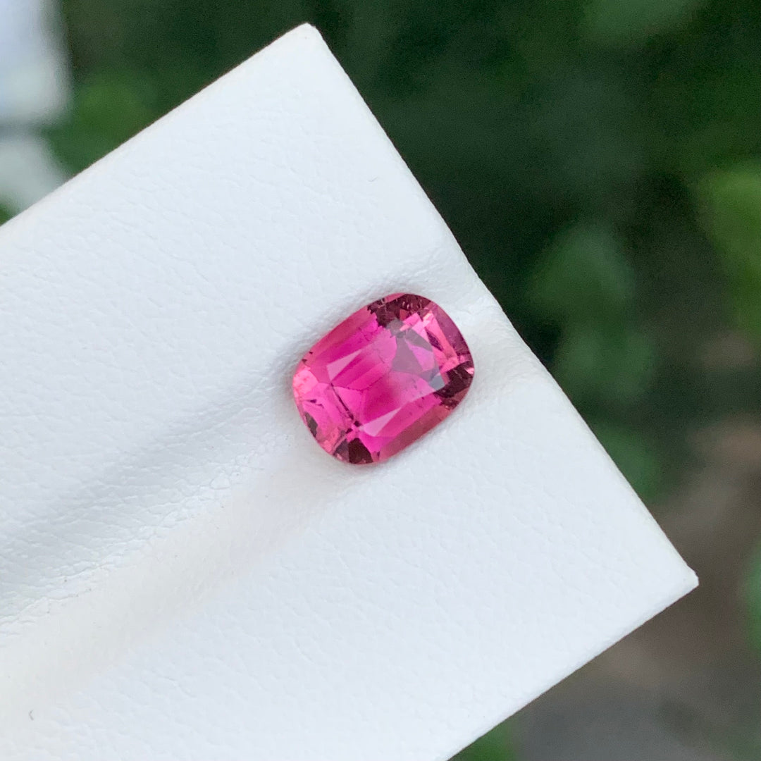 2.10 Carats Loose Deep Pink Tourmaline Oval Shape