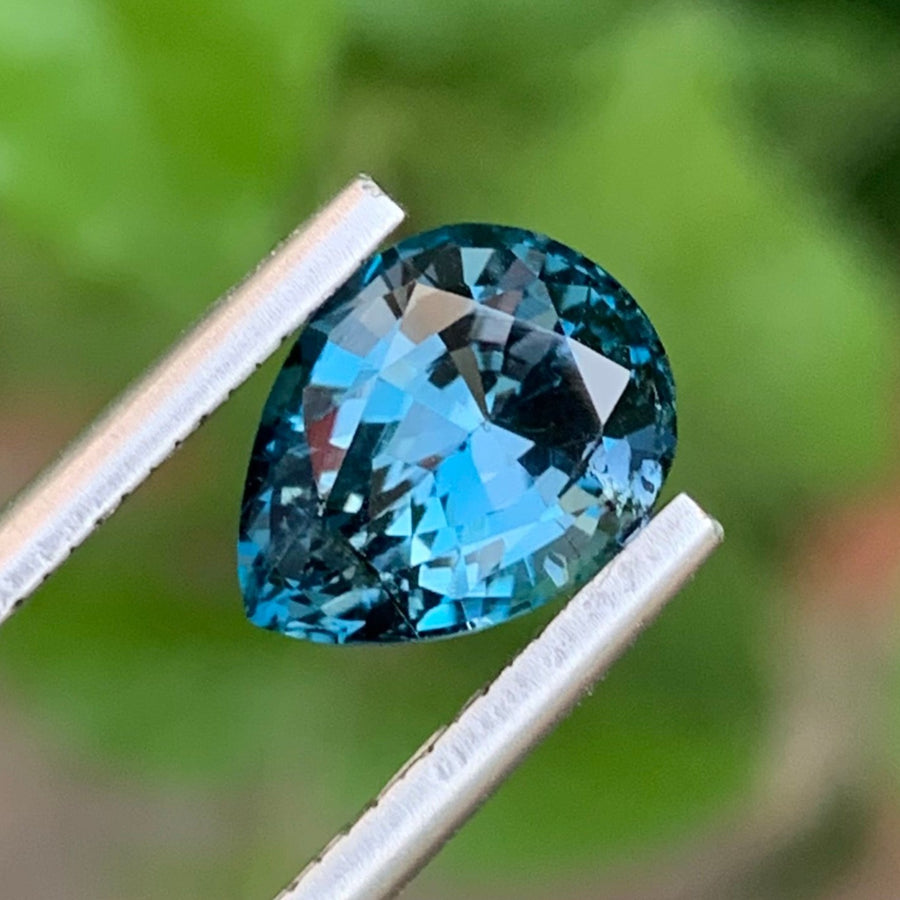 sky blue topaz