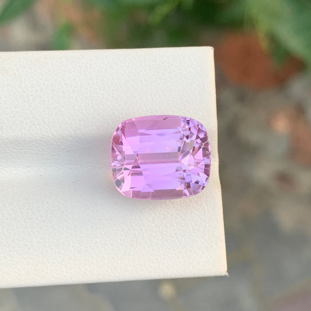 14.00 Carats Cushion Shape Faceted Kunzite Gemstone