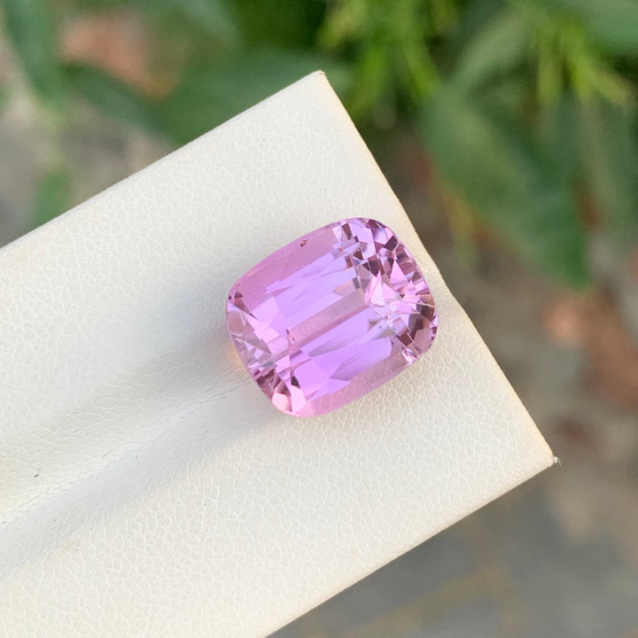 14.00 Carats Cushion Shape Faceted Kunzite Gemstone